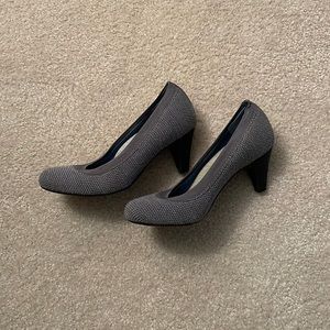 Betabrand late to the gate sz 7